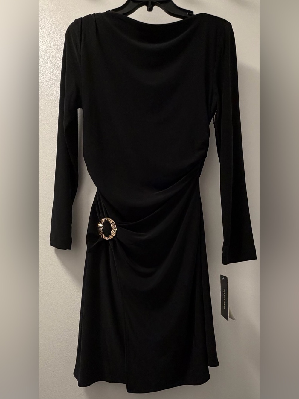 NWT Taylor Black Ruched Gold Ring Long-Sleeve Dress Size 4